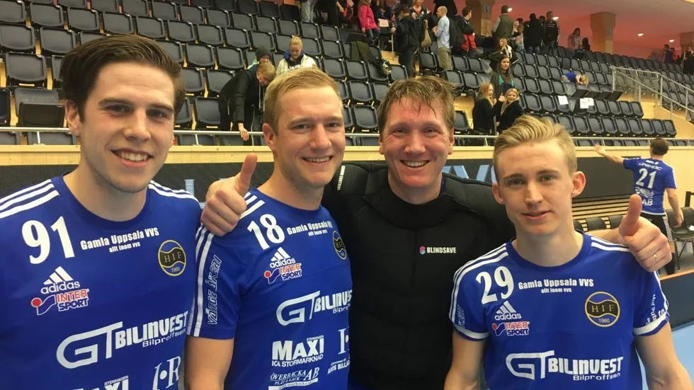 Målskyttar och målvakt. Niklas Wik, Martin Holgersson och Alexander Johansson blev målskyttar för Hagunda och i svart tröja syns målvaktenTomas Åhrberg.