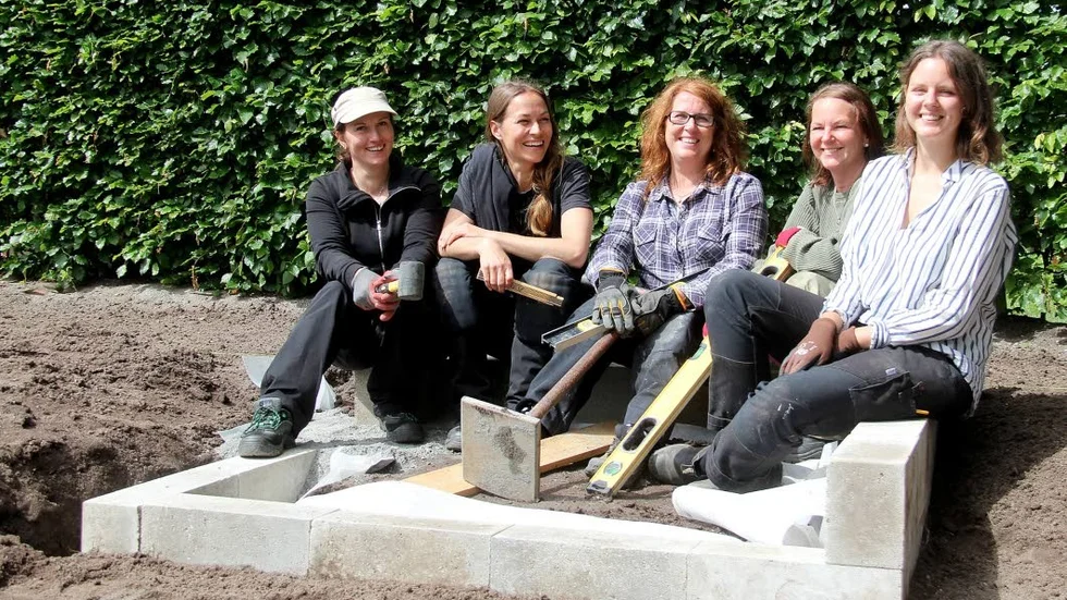 Stilrent. Gruppen som valte temat Nordisk trädgård, från vänster Lena Wiström. Anna Konradsson, Irene Hedengran, Therese Lindgren och Elin Kristoffersson.