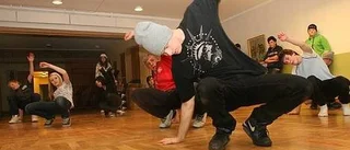 Guldmedaljörer undervisade i breakdance