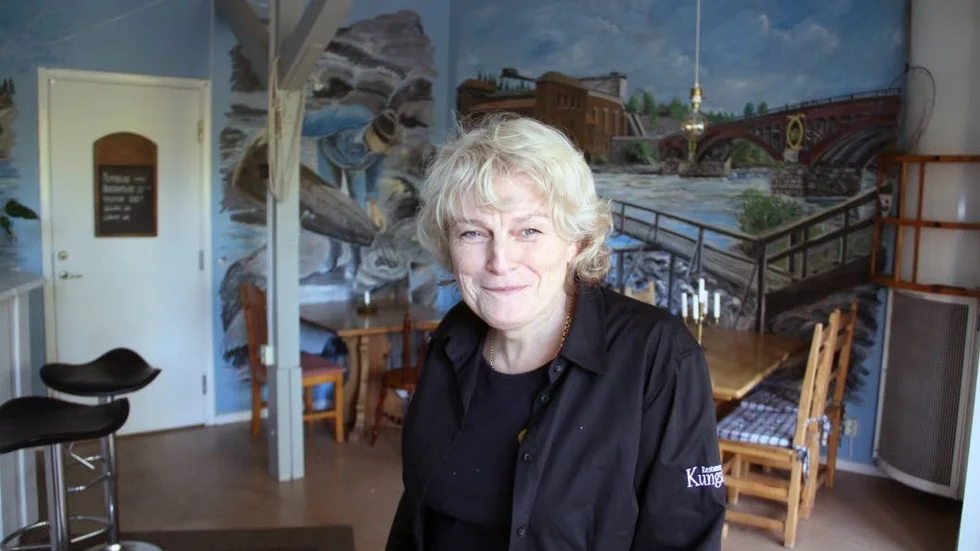 Marie Hedlund i Kungsådrans mindre rum som hon öppnat upp som bar och butik.