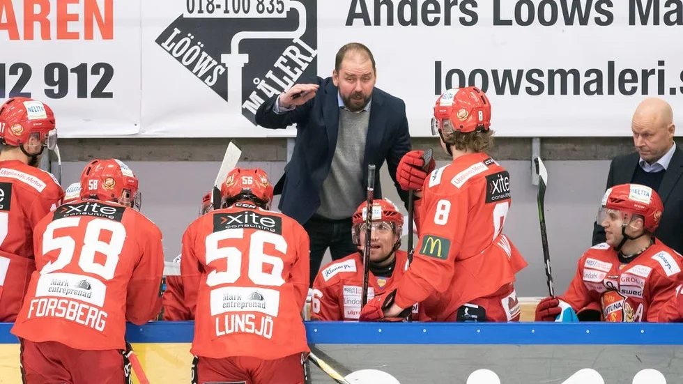 Nye huvudtränaren i Almtuna, Nichlas Falk, fick se sitt lag förlora efter förlängning men var i övrigt nöjd med mycket.