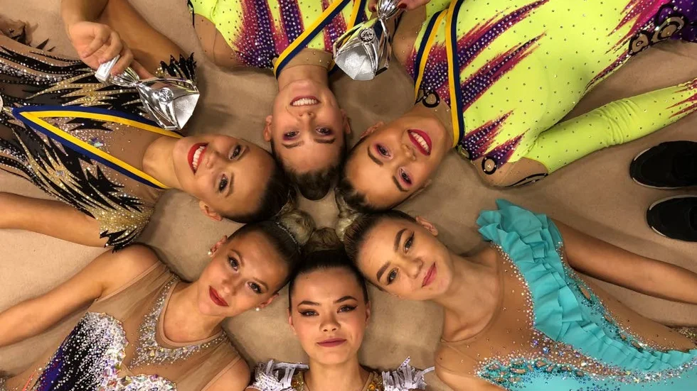 Alva Svennbeck, Evelina Gommel, Marlen Vaidla,Ellen Kastensson,Ida Önnegren och Angelina Ekström tävlade i Svenska cupen.