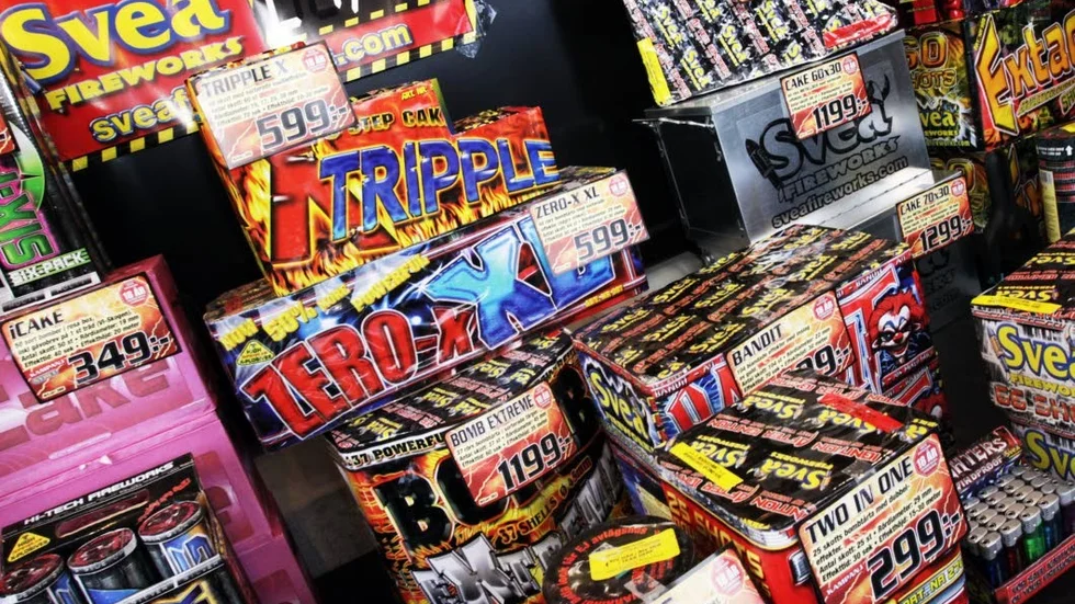Att inte sälja raketer eller smällare är ett sätt för företaget att ligga ett steg före i olika miljö- och djurfrågor.