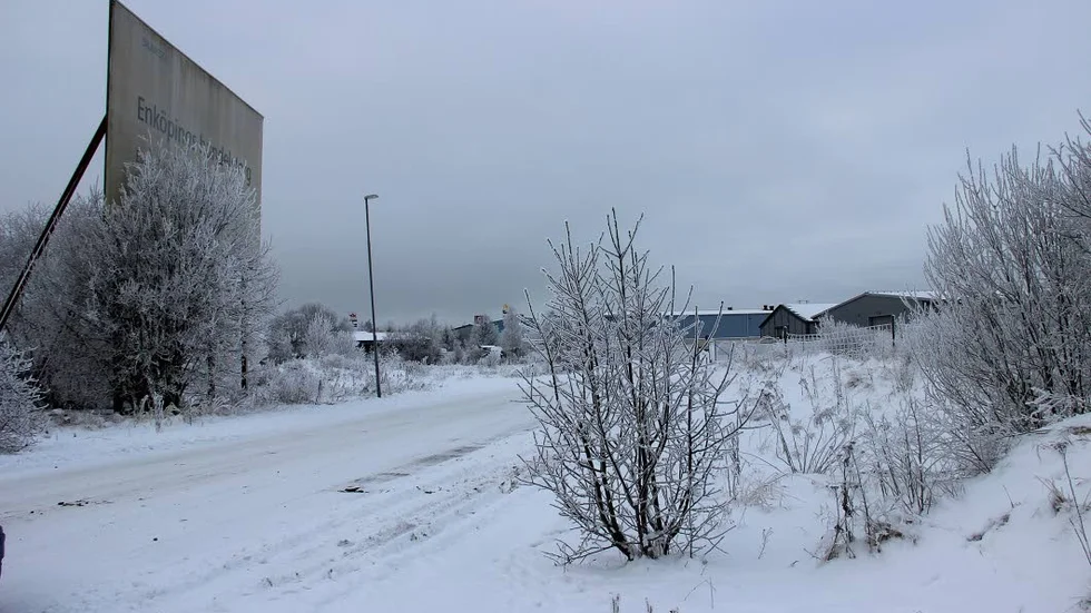 Snölandskap på Myran. Här på Malmagatan planerar Dollarstore att öppna nu i november om tillståndsprocessen går enligt planerna.