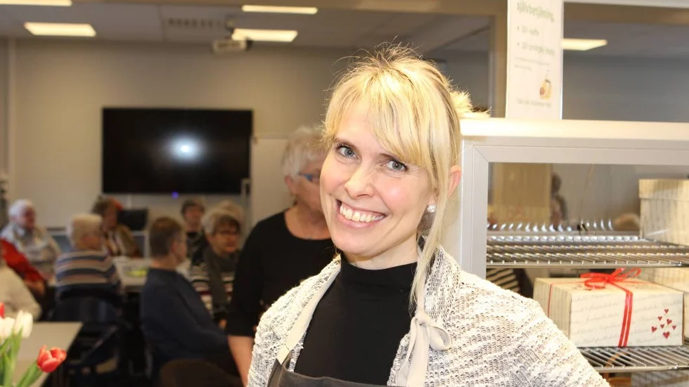 Invigning. Många Knivstabor kom när Lyckträffens nya lokal hade invigning. Ann Martini har varit med och planerat de nya ytorna.