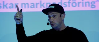 Hiphop-Petter förgyllde Möbeln