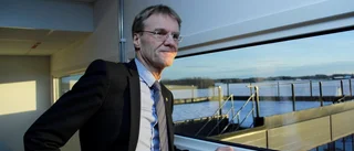 Landshövdingen trivdes på Tierp arena