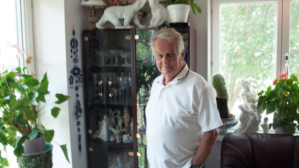För Curt Ågstrand har samlande och auktioner varit ett livslångt intresse.