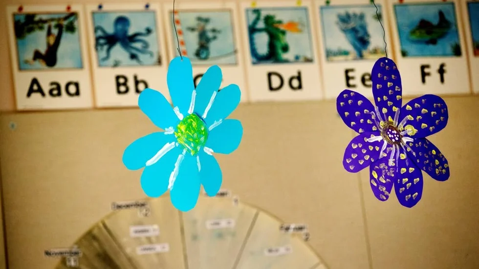 Under mötet vid Snesslinge skola lyftes det fram vinster med både pedagogik och trygghet på en liten skola, där lärarna känner alla elever.