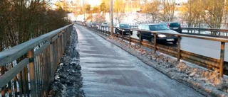 Cyklisterna rasar mot saltet