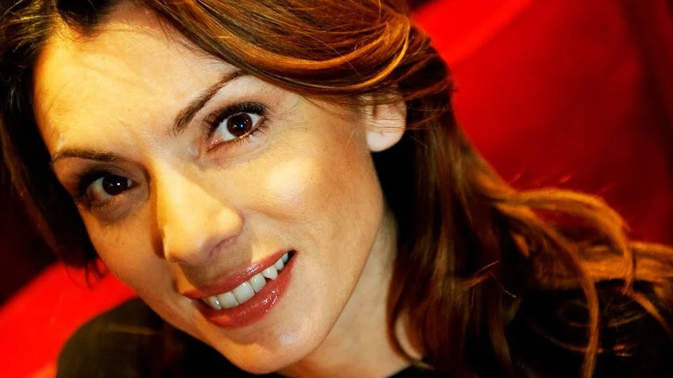 Kvällen på UKK leds av journalisten Alexandra Pascalidou.