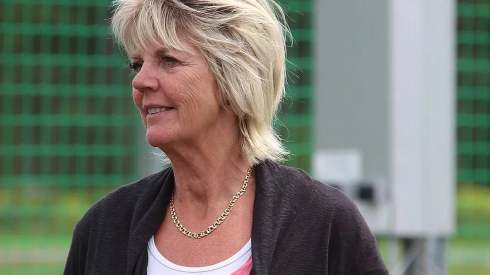 Verksamhetschef. Lena Lantz väntar på besked från den nya sargleverantören i början av nästa vecka.
