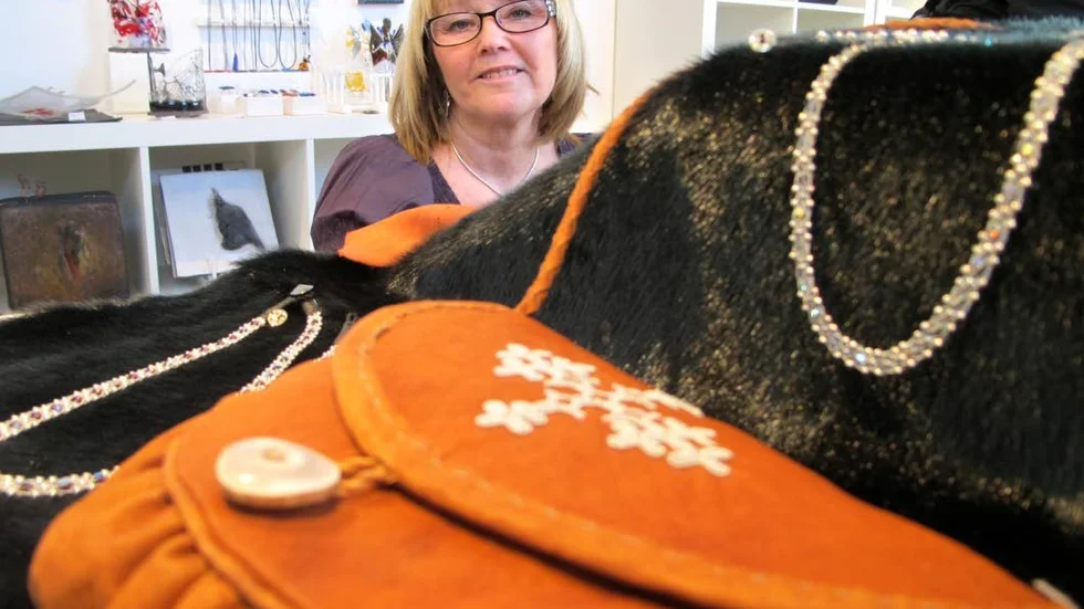 Säljer butiken. Mona Callenberg vill sälja Slöjdmaterial.