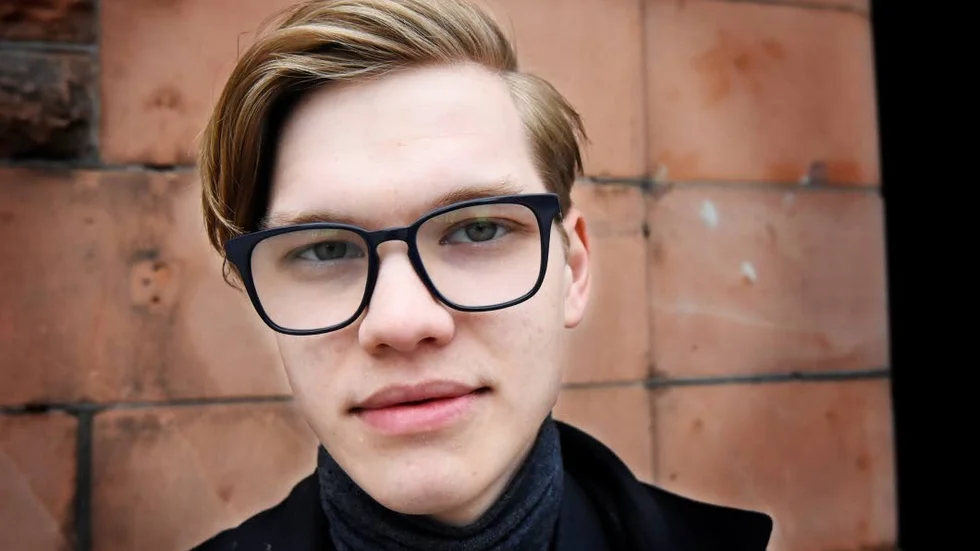 Joakim Hackström Larsson är nöjd med programmet, trots att de stora artisterna uteblir.