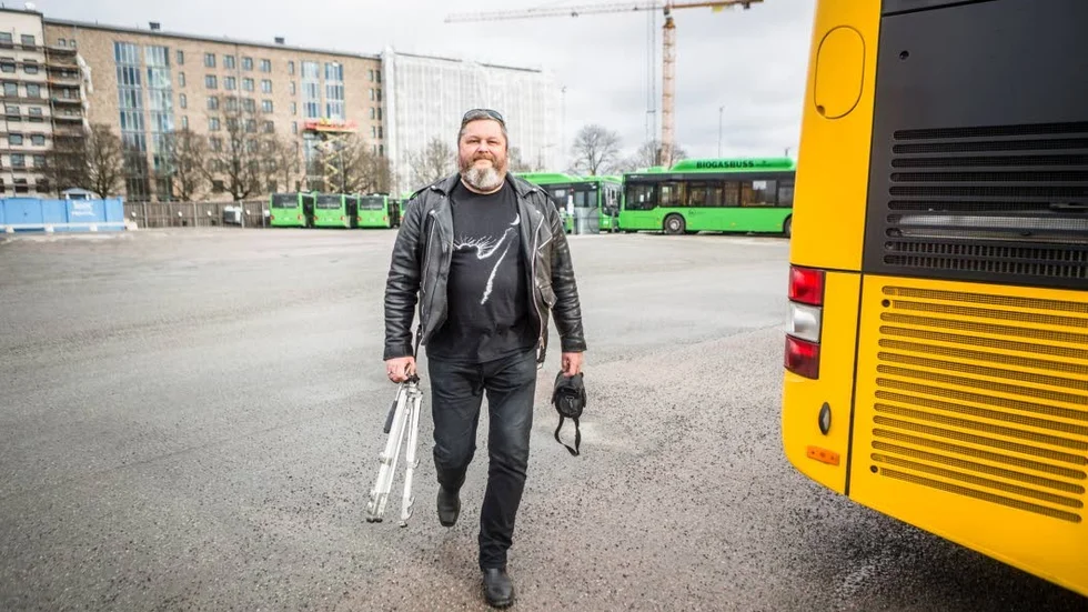 Mikke Holmberg, miljöadministratör på Gamla Uppsala Buss, säger att stadsbussarna från och med i år kommer att köras helt fossilfritt.