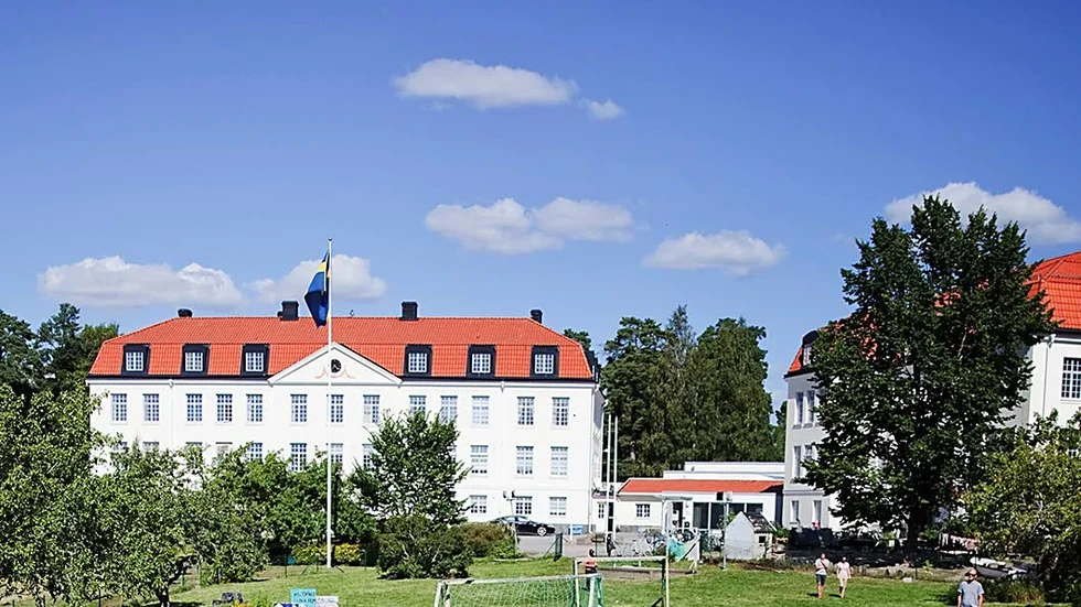 Margaretaskolan i Knivsta är dömd att betala 50 000 kronor i vite, men kommer förmodligen att överklaga domen.
