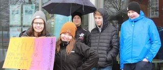"Skolan kan vänta men inte klimatet"
