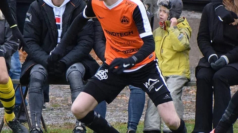 Wilhelm Gyllensvaan och hans lagkamrater ställs mot topplaget Uppsala-Kurd.