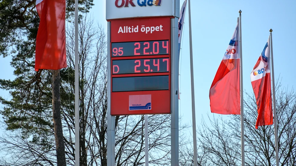 Dyr bensin och diesel alldeles i onödan? Enligt Sten Lindholm är det inte säkert att reduktionsplikten gör någon klimatnytta.