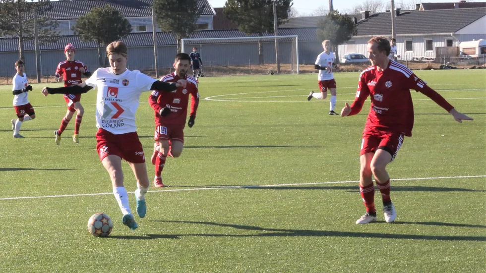 Ossian Ogestad blev tvåmålsskytt för Gute i helgen, vilket även Isak Ahl Holmström lyckades med.