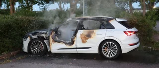 Bilbrand på parkeringsplats i Uppsala – polisanmälan upprättad