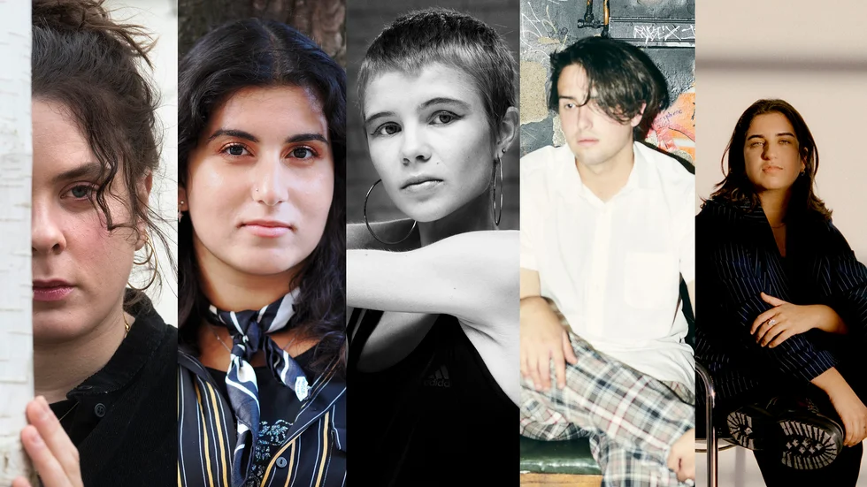 Poeter det pratas om. Från vänster: Hanna Rajs, Aya Kanbar, Ellen Nordmark, Ali Alonzo och Nioosha Shams. 
