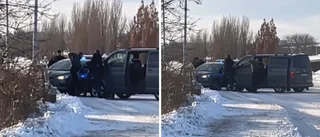 Här slår insatsstyrkan till med dragna vapen i Linköping