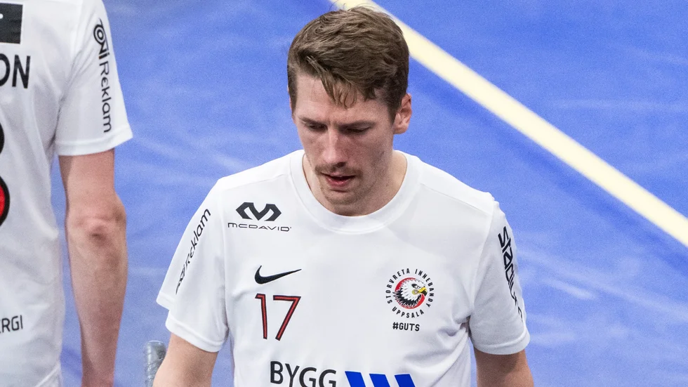 En knäskada har hållit Niklas Winroth Nelin borta från spel i Storvreta i över tre månader.