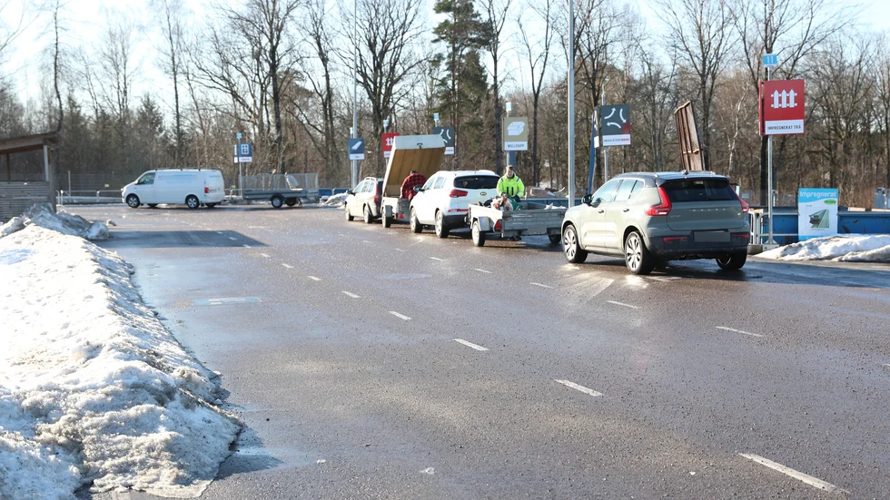 Nya skyltarna är på plats på Tuddarp.
