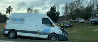 Stopp på 55:an efter olycka – bil missade väjningsplikt