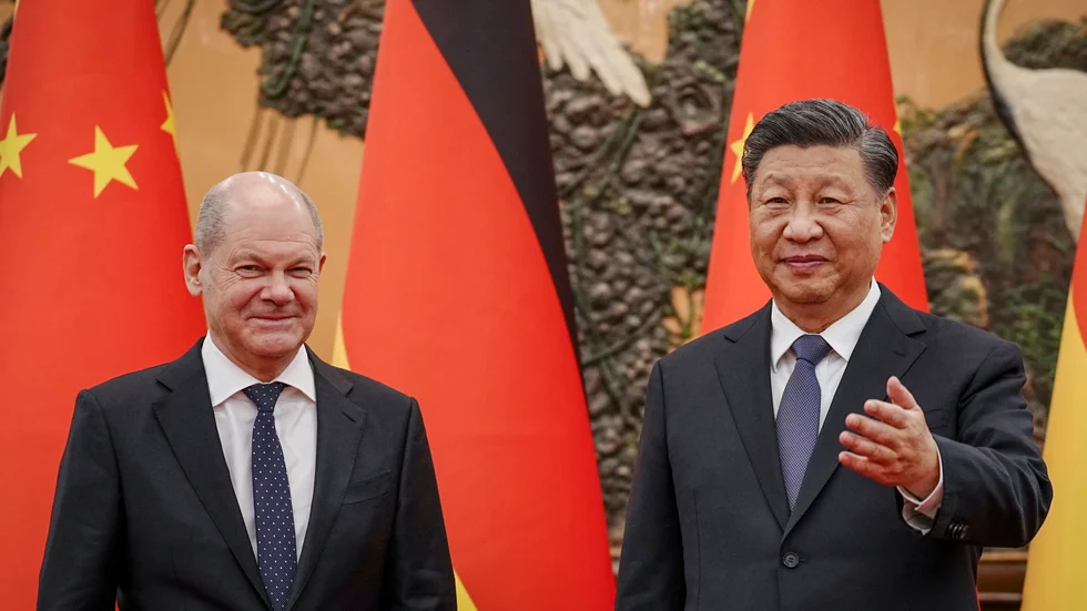 Tysklands förbundskansler Olaf Scholz tillsammans med det kinesiska kommunistpartiets ordförande Xi Jinping.