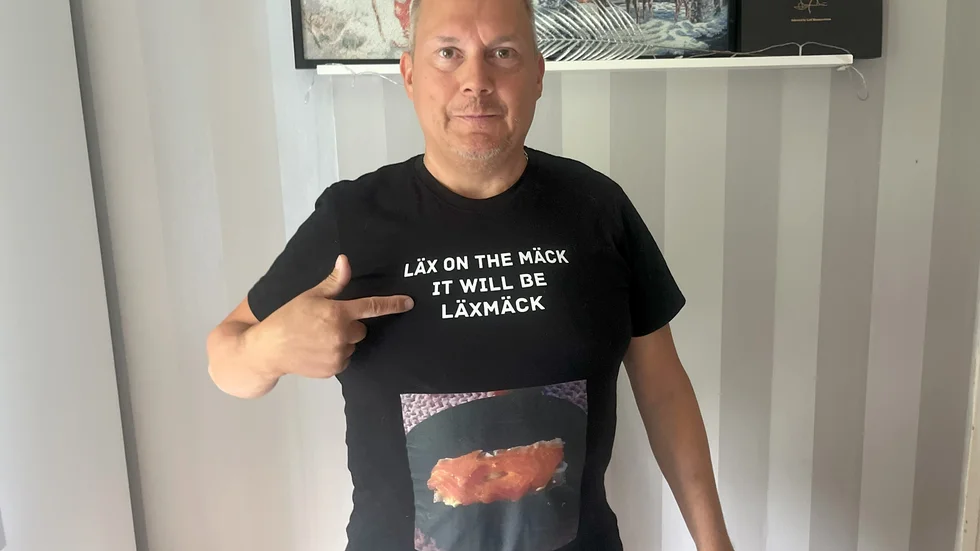 Det klassiska citatet på tröjan.