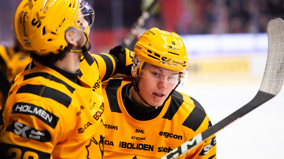 Lukas Vesterlund gjorde karriärens första SHL-mål i storsegern mot Örebro.
