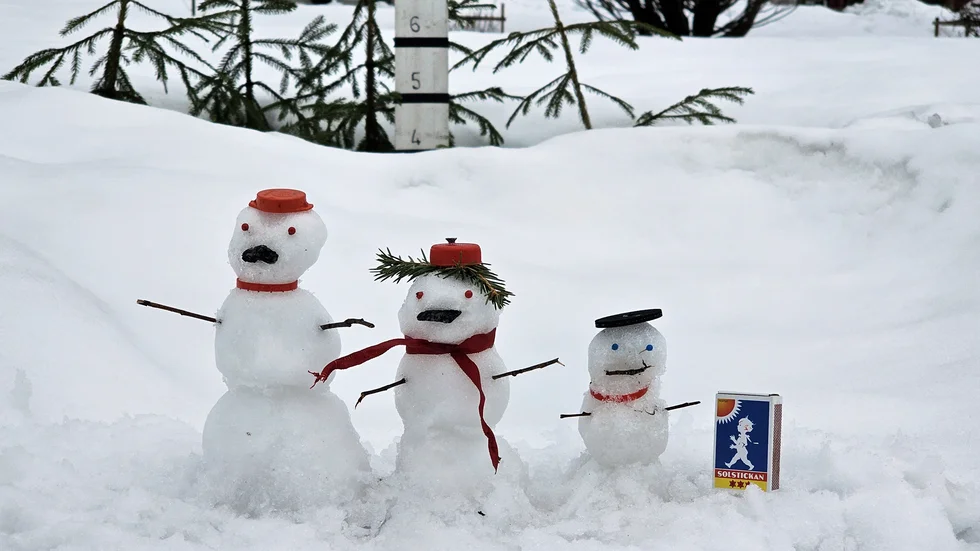 Snögubbsfamilj.