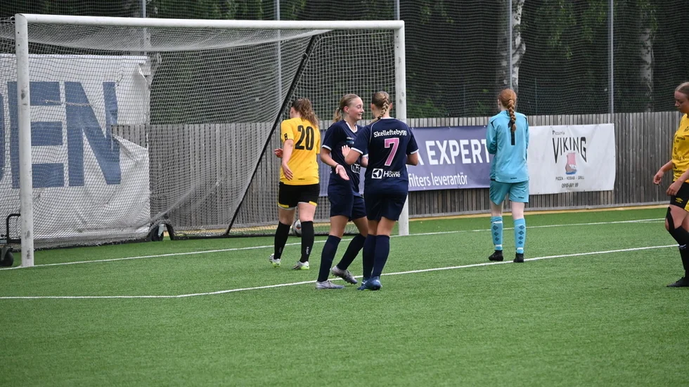 Skellefteå FC:s Agnes Schönfeldt gjorde ett av de nio målen. 