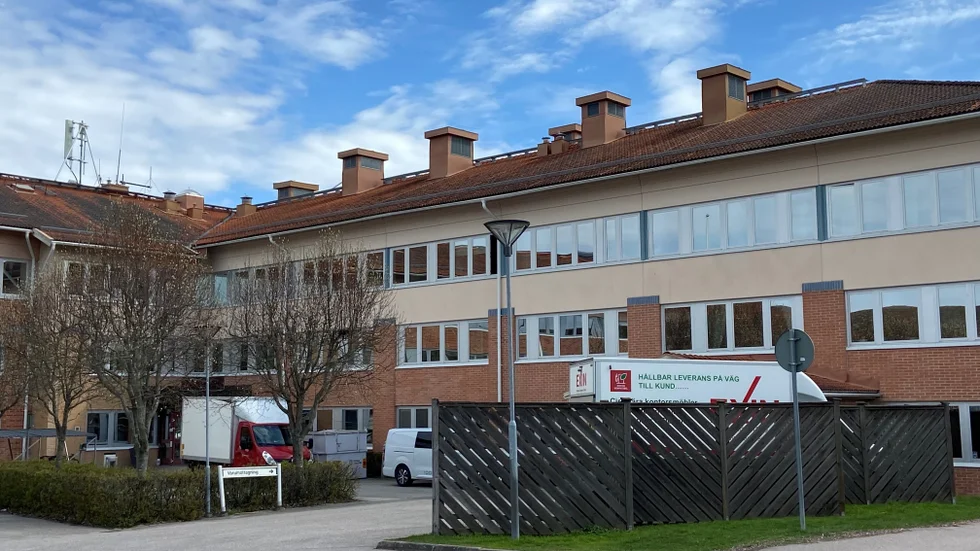 "Hela flytten är väldigt hetsig", säger en kommunanställd. 