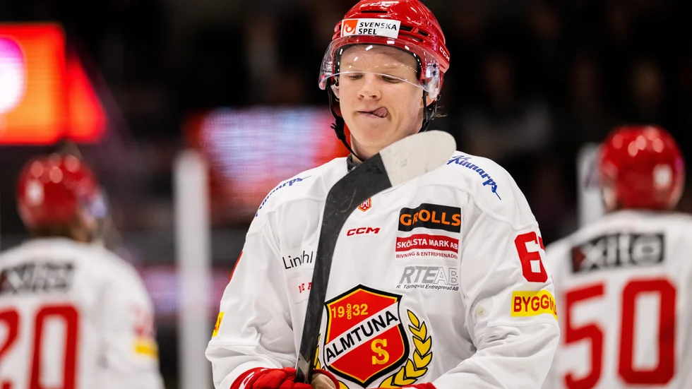 Jesper Norbäck uppges vara klar för Karlskoga till nästa säsong enligt Värmlands Folkblad. Stämmer det blir han förste spelare att lämna efter Ais säsong tog slut.