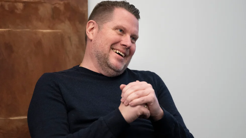 Embracers vd Lars Wingefors är nöjd med möjligheten att få utveckla nya "Sagan om ringen"-titlar. Både i spel- och filmvärlden.