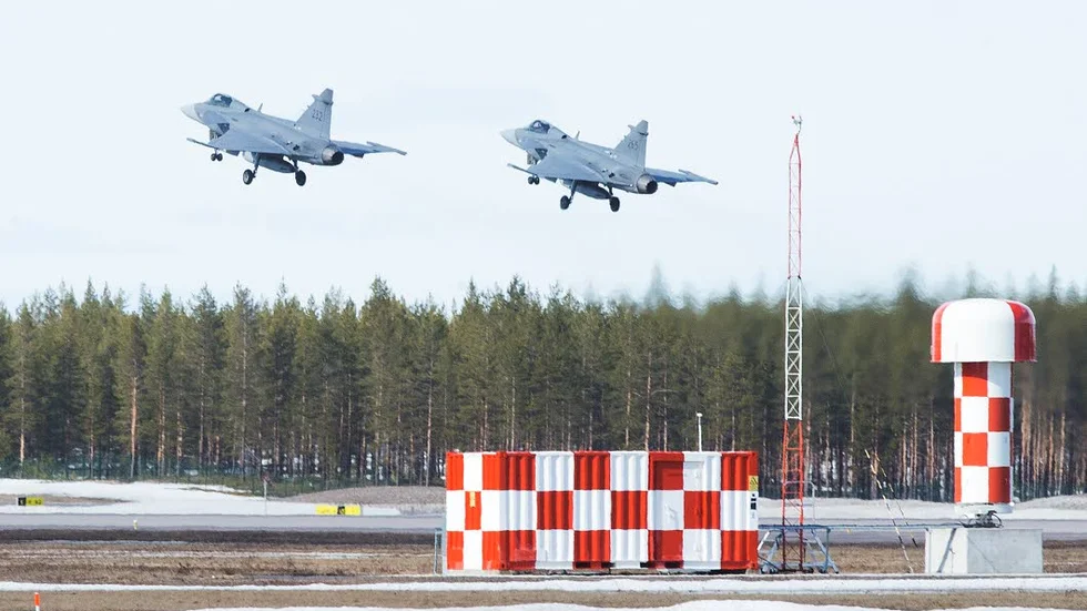 IFRÅGASATT. I slutet av maj står Sverige, och större delen av Norrbotten, värd tillsammans med Finland och Norge för den stora flygövningen Arctic challenge med drygt 115 plan inblandade.