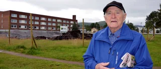 Kritik mot parkeringsplatser i Sjöparken