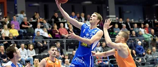 Officiellt: Ryan stannar i LF Basket