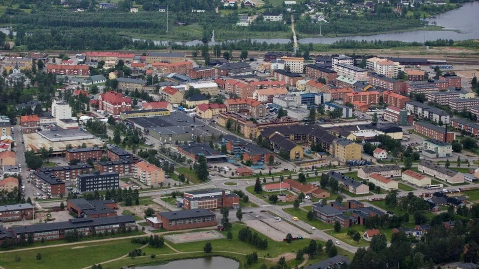 Prischock hotar. Enligt Villaägarnas riksförbund kan ägare till ett radhus i centrala Gällivare tvingas betala 6 125 kronor mer per år för sin tomträtt.