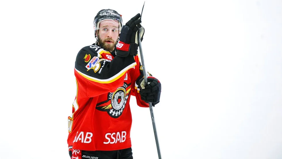 TILLBAKA. Robin Jonsson gör comeback när Luleå Hockey gästar HV71.