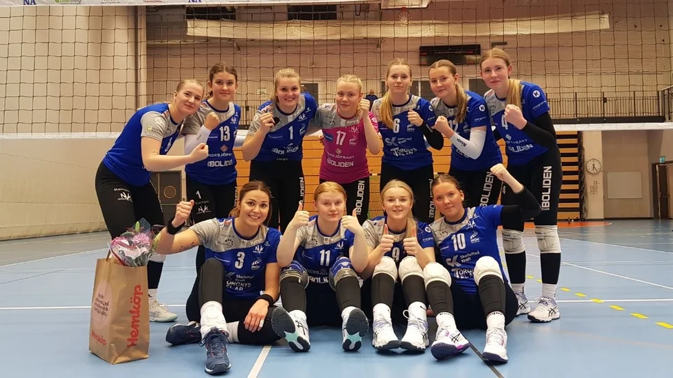 Norsjö volley tog med sig fyra poäng hem efter en rafflande avslutning i femte set mot Västerås.