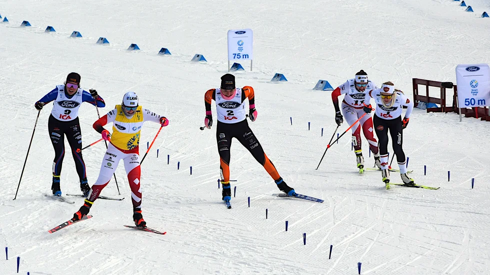 Lisa Ingesson spurtar till seger i fredagens sprint i Pagla.