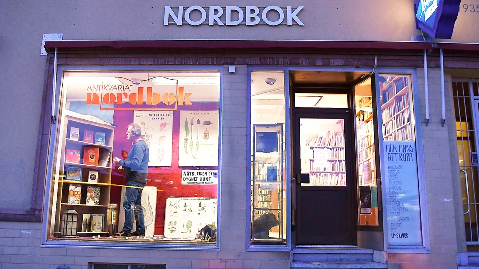 Nordbok går i konkurs. 