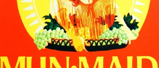 Kraftfulla, ilskna affischer men varför våldromantisering?