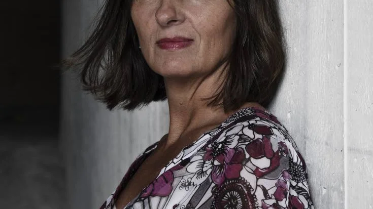 Susanna Alakoski beskriver sjukvårdsupplysningens tjänster.