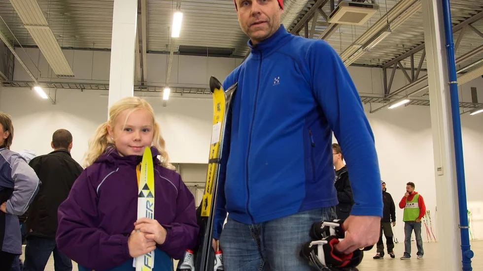 SKIDOR. Klara Lundholm och Lars-Olov Lundholm längtar efter skidsäsongen.
