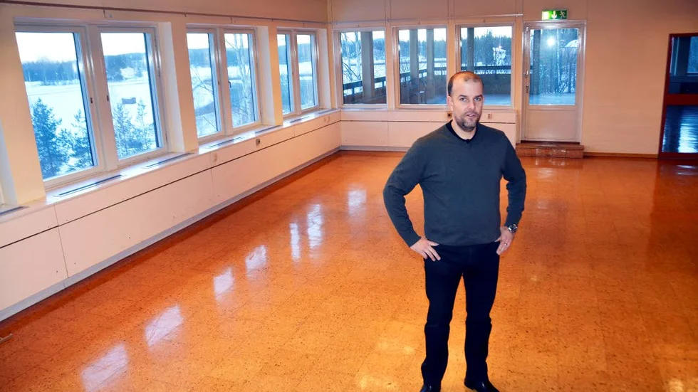 Vacker utsikt. Det är det i hela fastigheten som ligger bredvid Luleälvenn och Bodens kraftstation. " Det måste kunna bli fina kontorslokaler här och bra med konferensrum också.", säger vd Magnus Nilsson, Nyhléns Hugosons som köpt fastigheten.